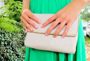 summer style: vintage clutch | tide & bloom